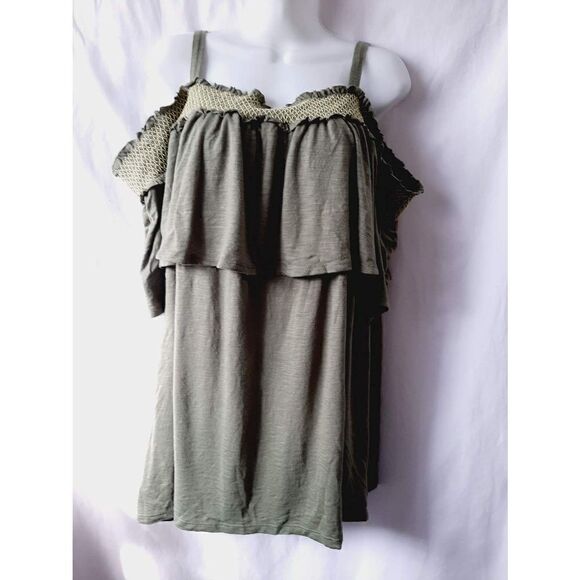Terra & Sky Tops - Terra & sky sz 3X green off shoulder blouse